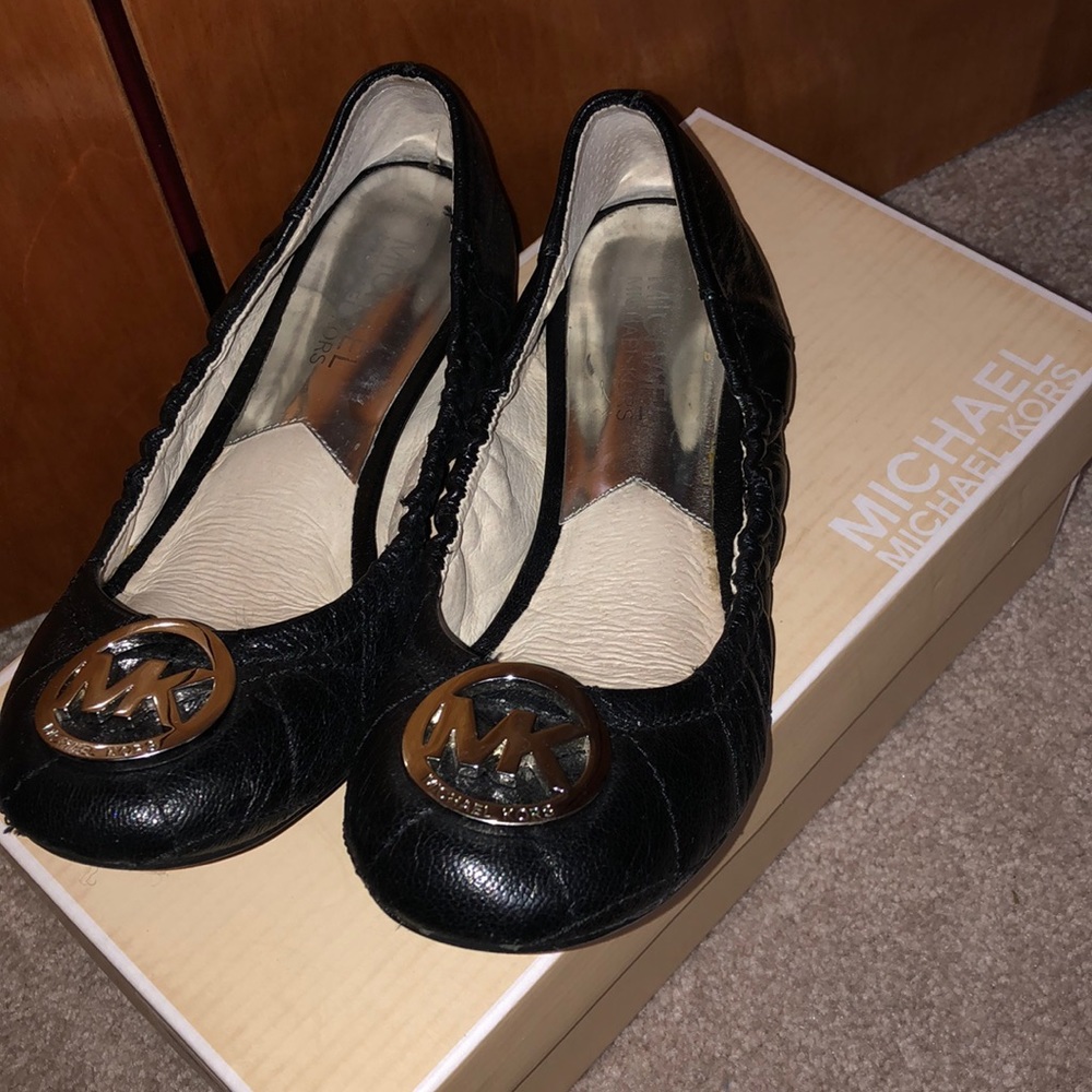 MK Fulton Quilted Ballet Leather Flats 5M